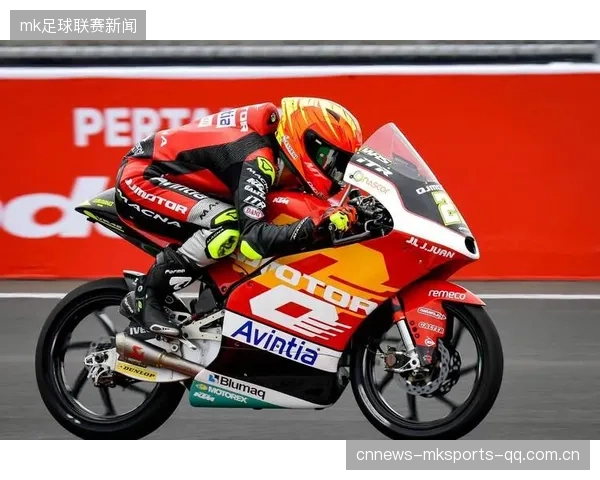 MotoGP车手极速攻略：优化弯道路线，圈速波动一rode锻造王者之路